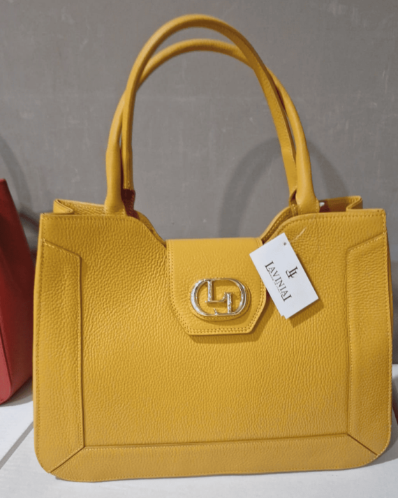 Chic Essence – Sac à Main Élégant
